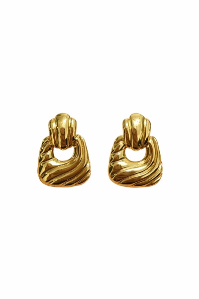 Aretes